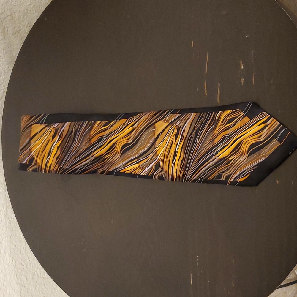ARROW L60"W3.5" Tiger Stripe Tie